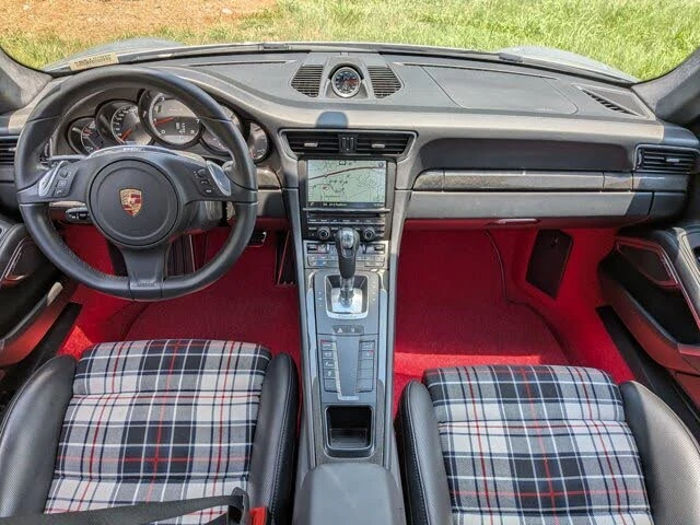 2014 Porsche 991 Turbo S - Image 19 of 31