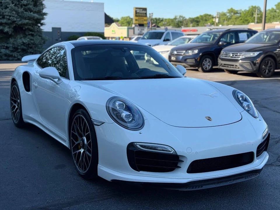 2014 Porsche 991 Turbo S - Image 7 of 18