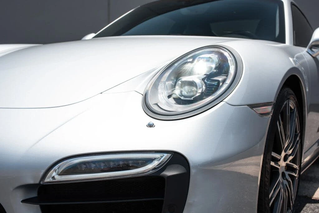 2014 Porsche 991 Turbo S - Image 28 of 31