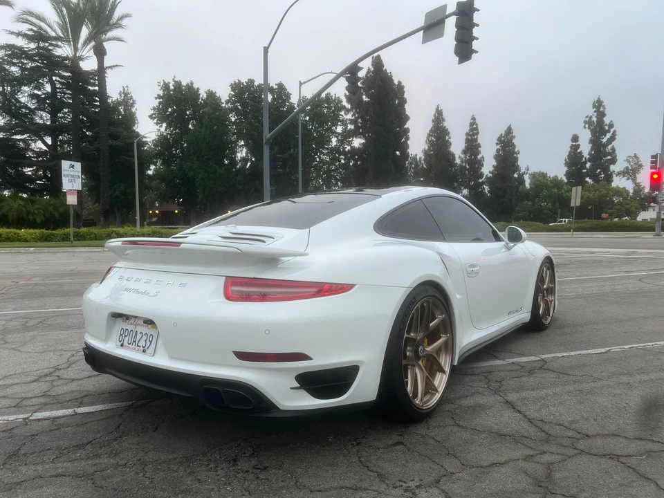 2014 Porsche 991 Turbo - Image 11 of 31