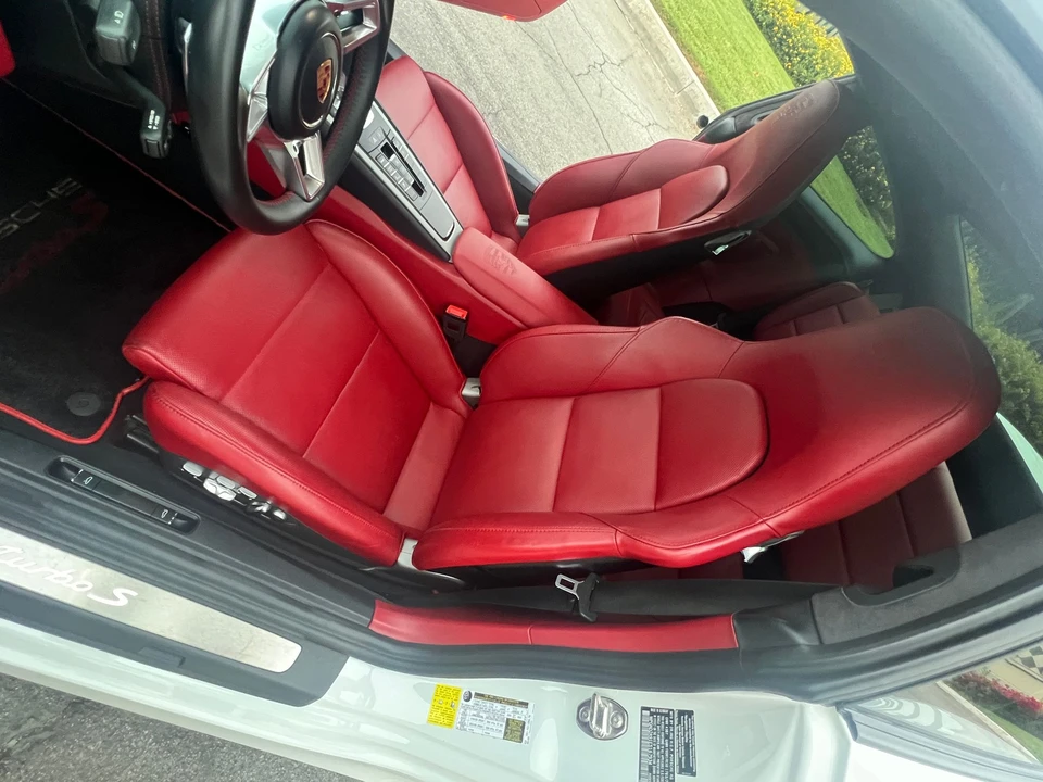 2014 Porsche 991 Turbo - Image 25 of 31