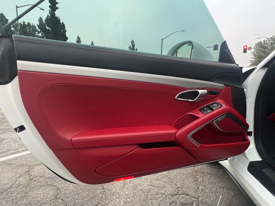 2014 Porsche 991 Turbo - Image 27 of 31