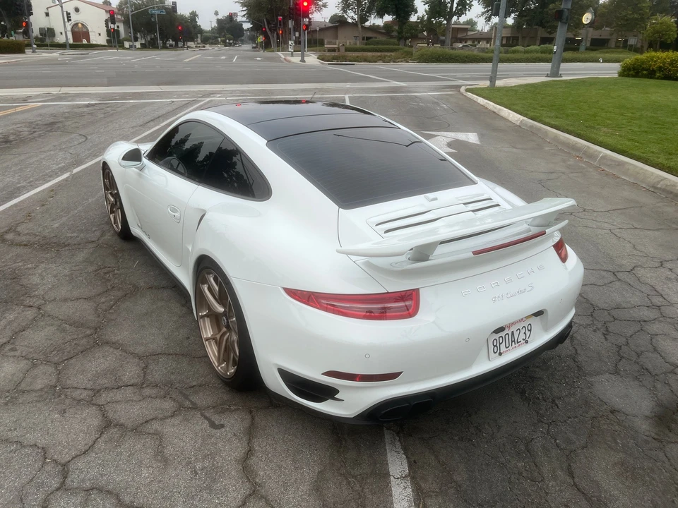 2014 Porsche 991 Turbo - Image 5 of 31