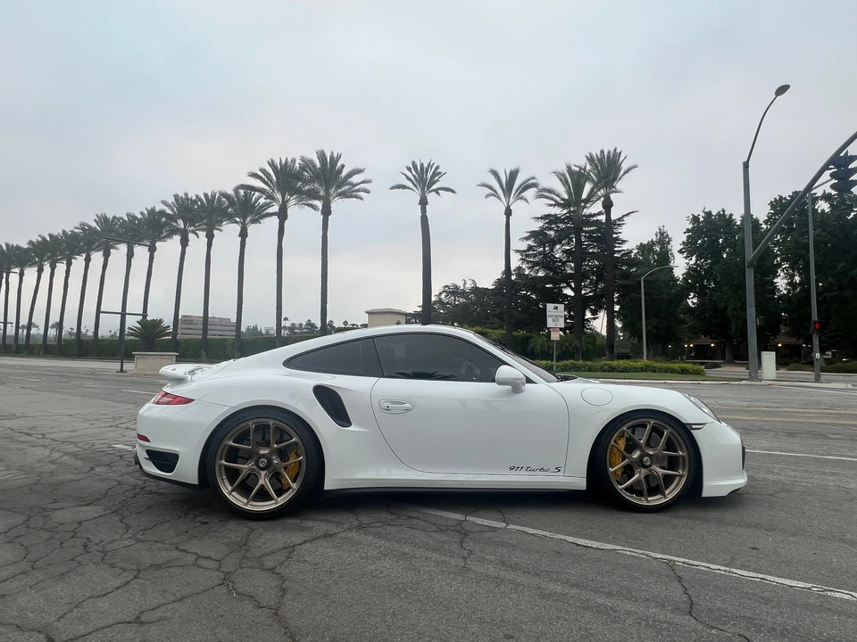 2014 Porsche 991 Turbo - Image 8 of 31
