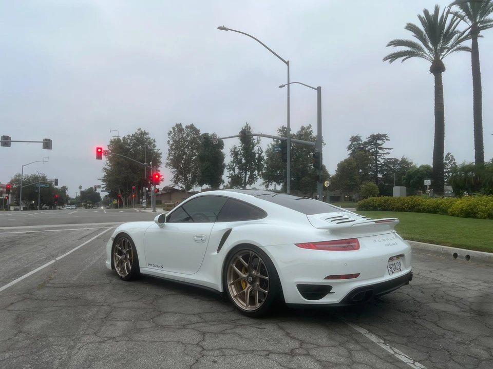 2014 Porsche 991 Turbo - Image 9 of 31
