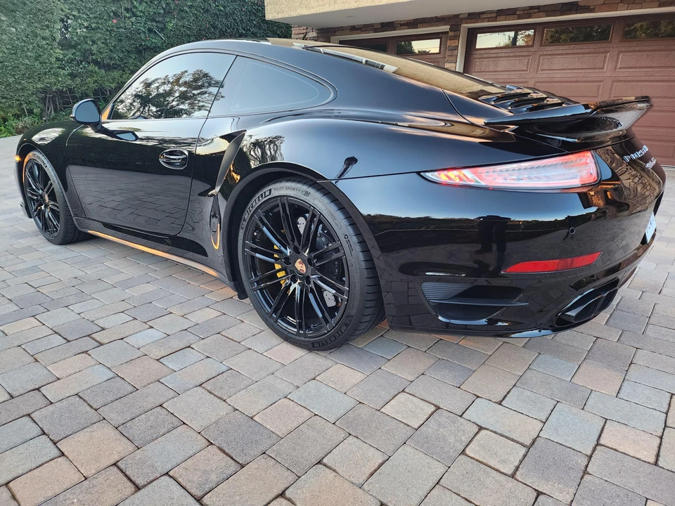 2014 Porsche 991 Turbo S - Image 23 of 31