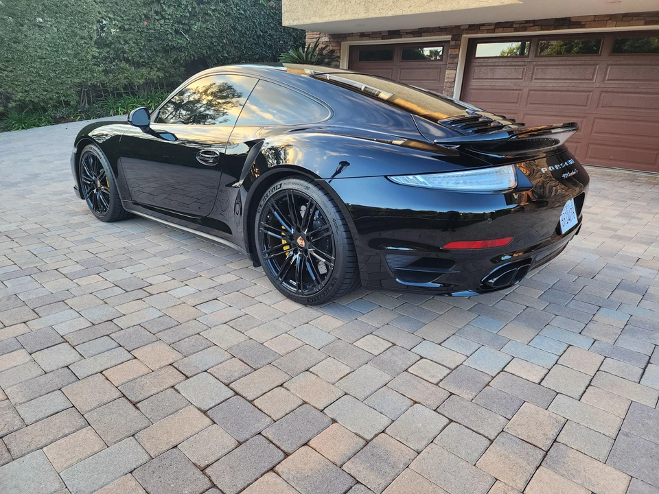 2014 Porsche 991 Turbo S - Image 22 of 31