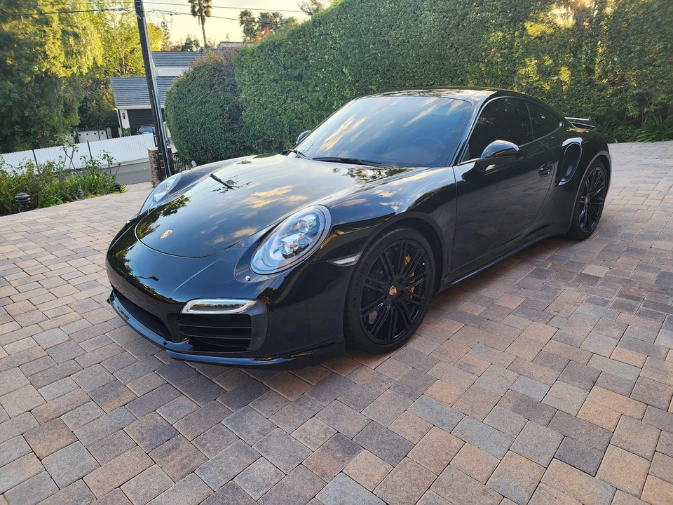2014 Porsche 991 Turbo S - Image 17 of 31