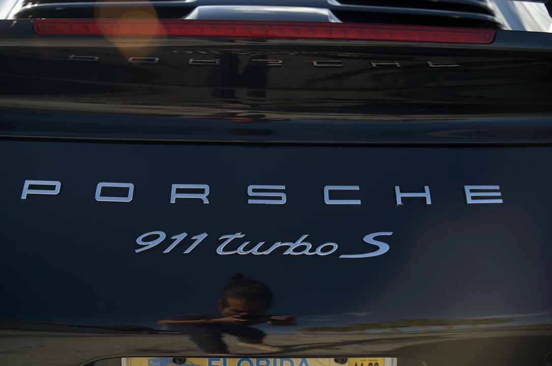 2014 Porsche 991 Turbo - Image 23 of 31