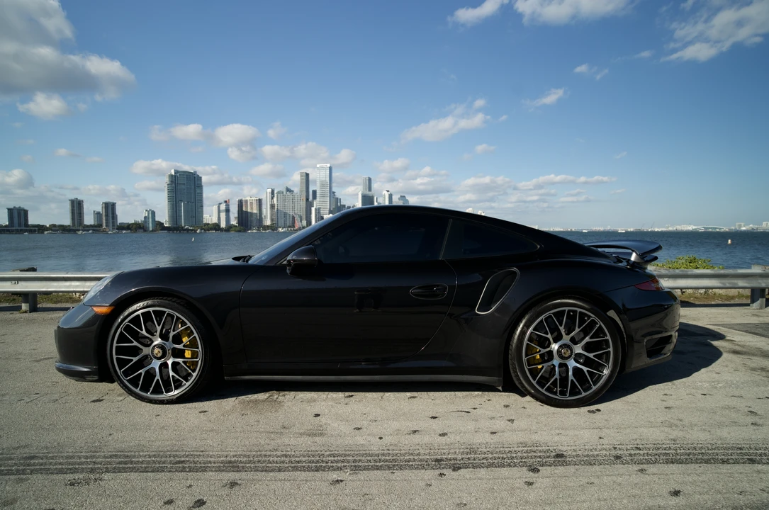 2014 Porsche 991 Turbo - Image 10 of 31