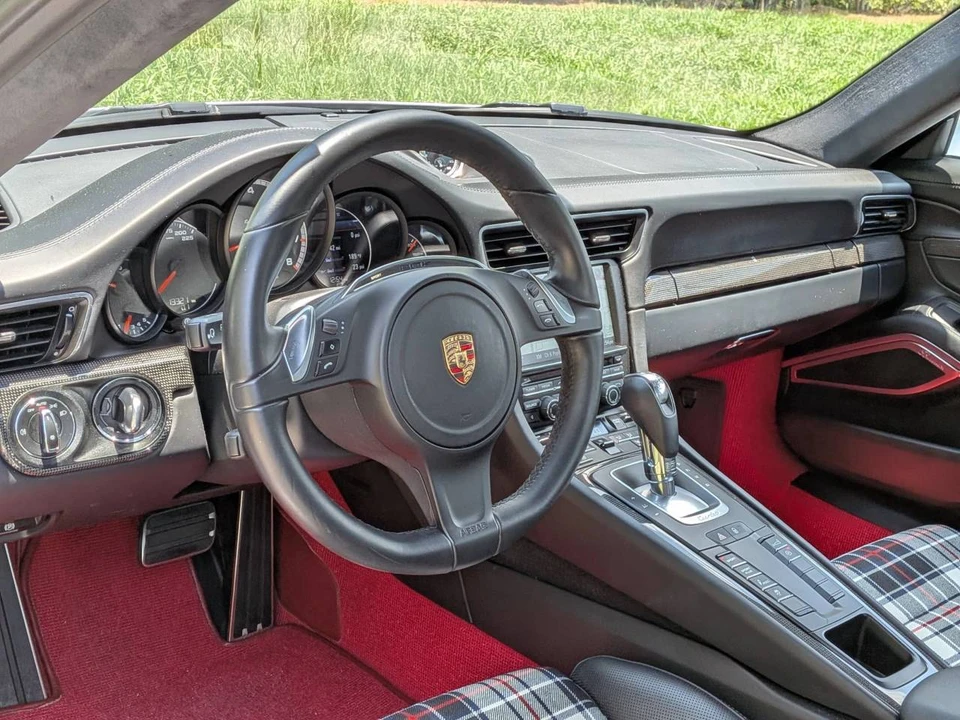 2014 Porsche 991 Turbo S - Image 4 of 5