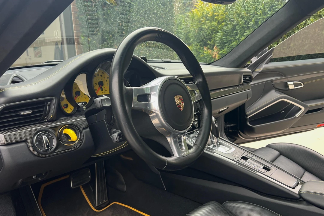2014 Porsche 991 Turbo S - Image 22 of 31