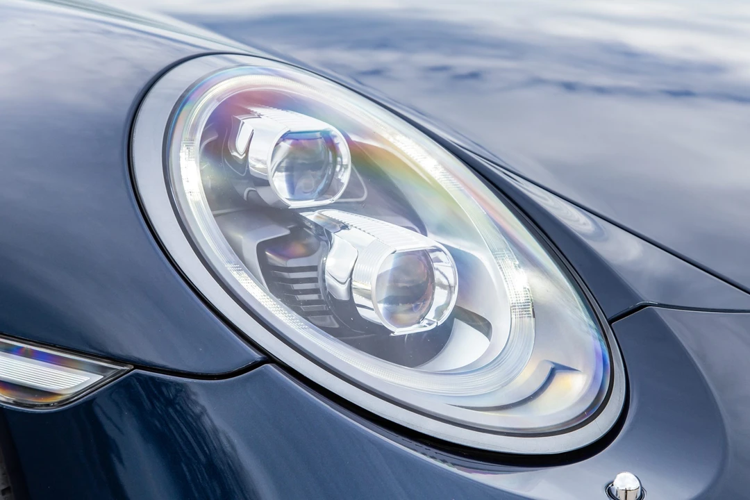 2014 Porsche 991 Turbo S - Image 14 of 31