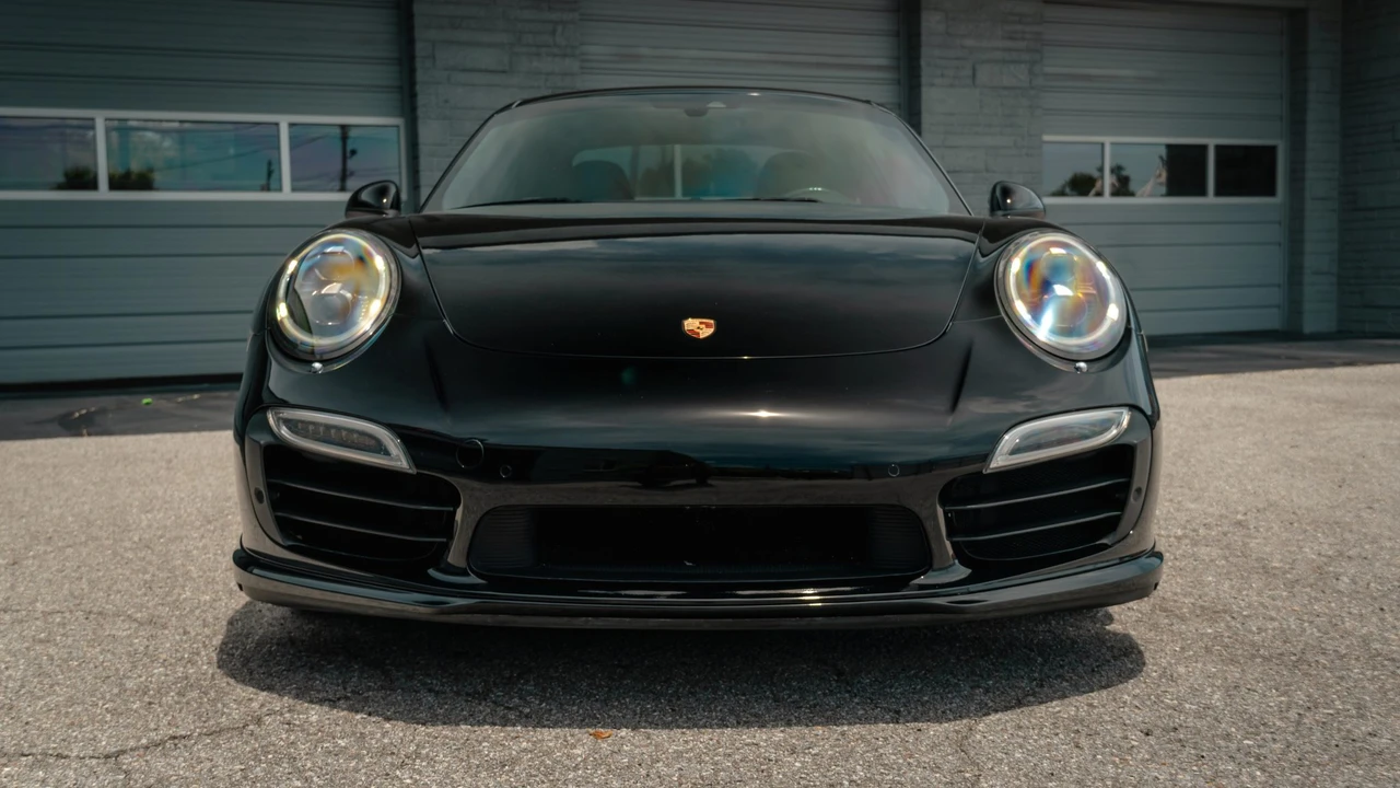 2014 Porsche 991 Turbo - Image 26 of 31