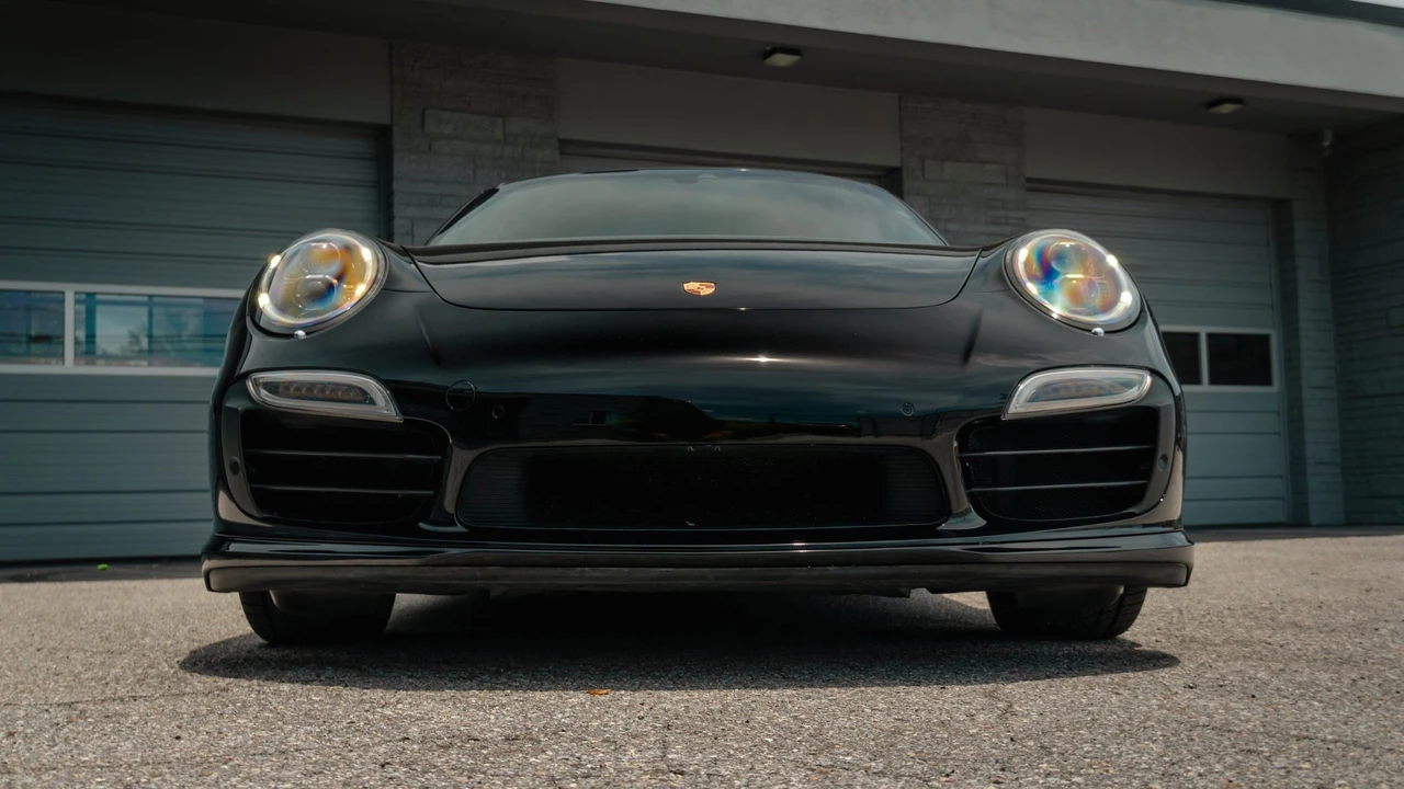 2014 Porsche 991 Turbo - Image 27 of 31