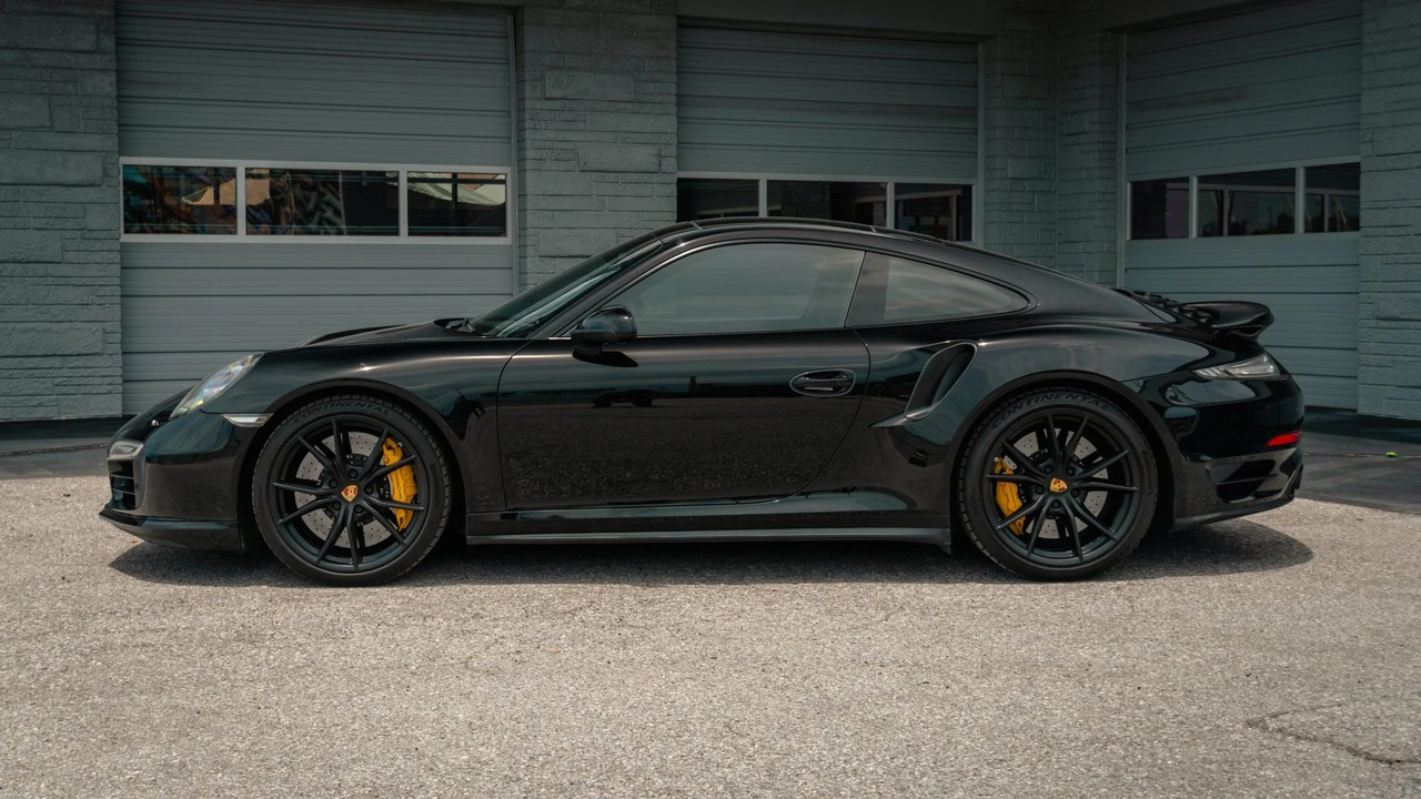 2014 Porsche 991 Turbo - Image 8 of 31