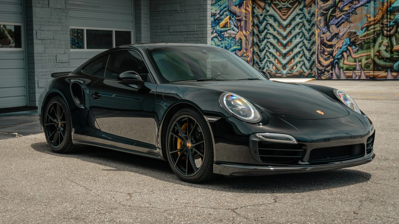 2014 Porsche 991 Turbo - Image 19 of 31
