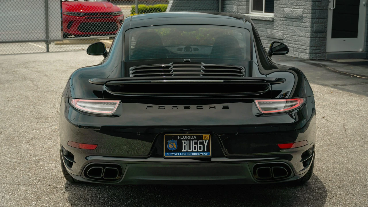 2014 Porsche 991 Turbo - Image 15 of 31