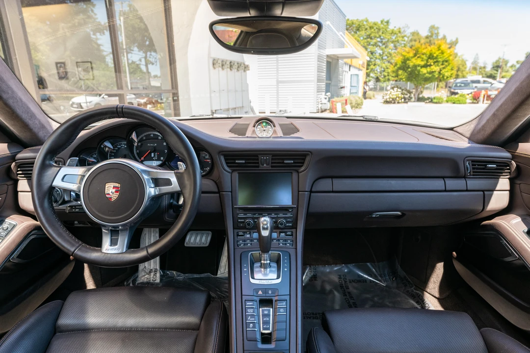 2014 Porsche 991 Turbo - Image 29 of 31