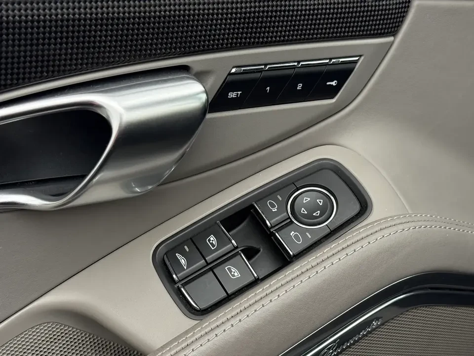 2014 Porsche 991 Turbo S - Image 18 of 19
