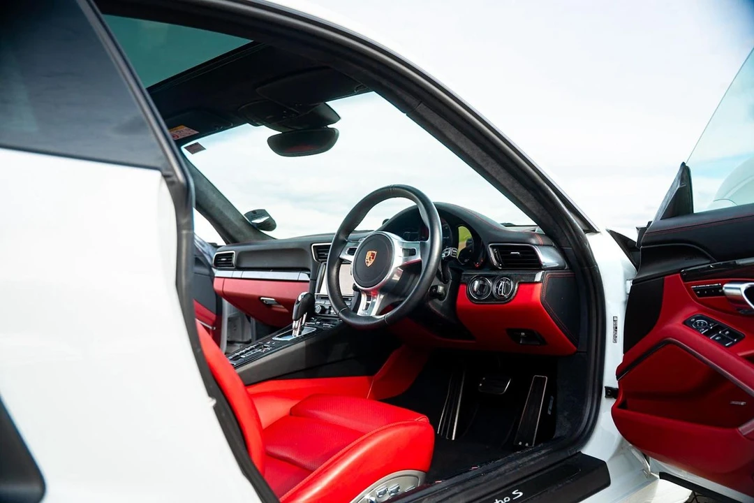 2014 Porsche 991 Turbo S - Image 22 of 30