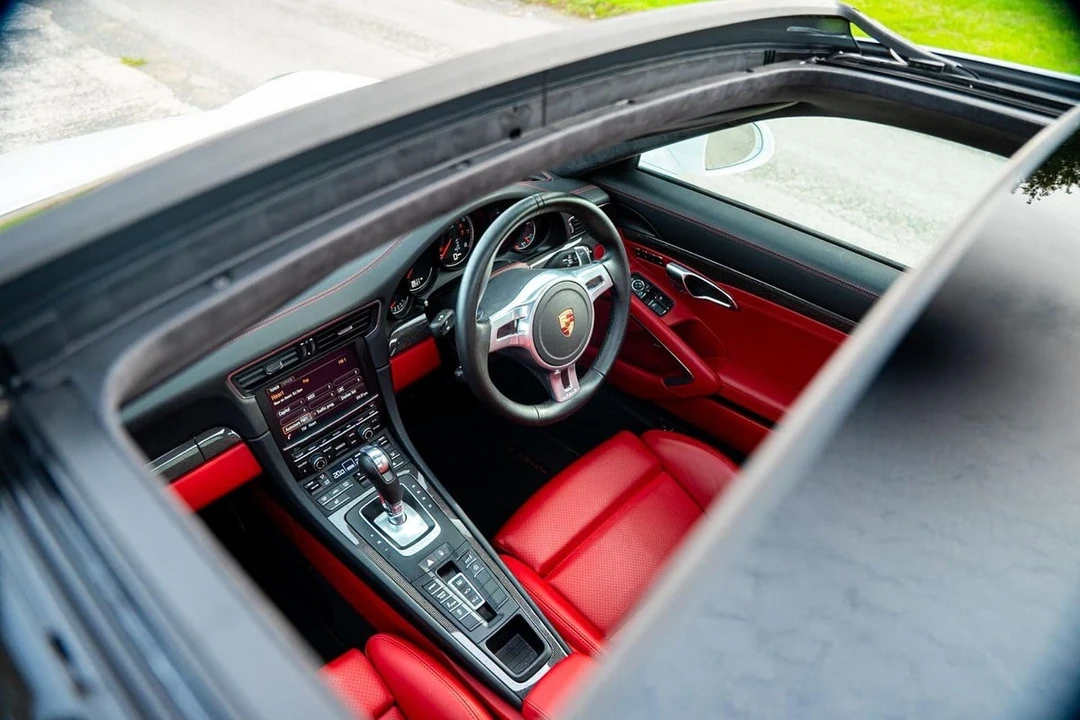 2014 Porsche 991 Turbo S - Image 5 of 30
