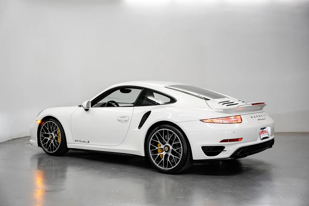 2014 Porsche 991 Turbo S - Image 8 of 31