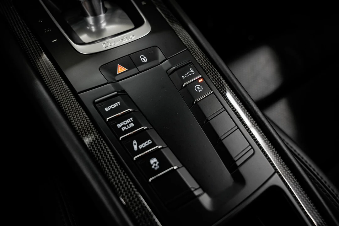 2014 Porsche 991 Turbo S - Image 16 of 31