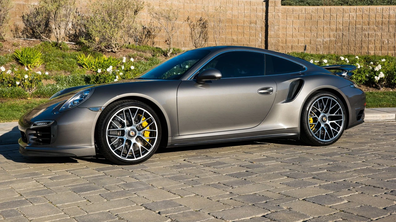 2014 Porsche 991 Turbo S - Image 2 of 27