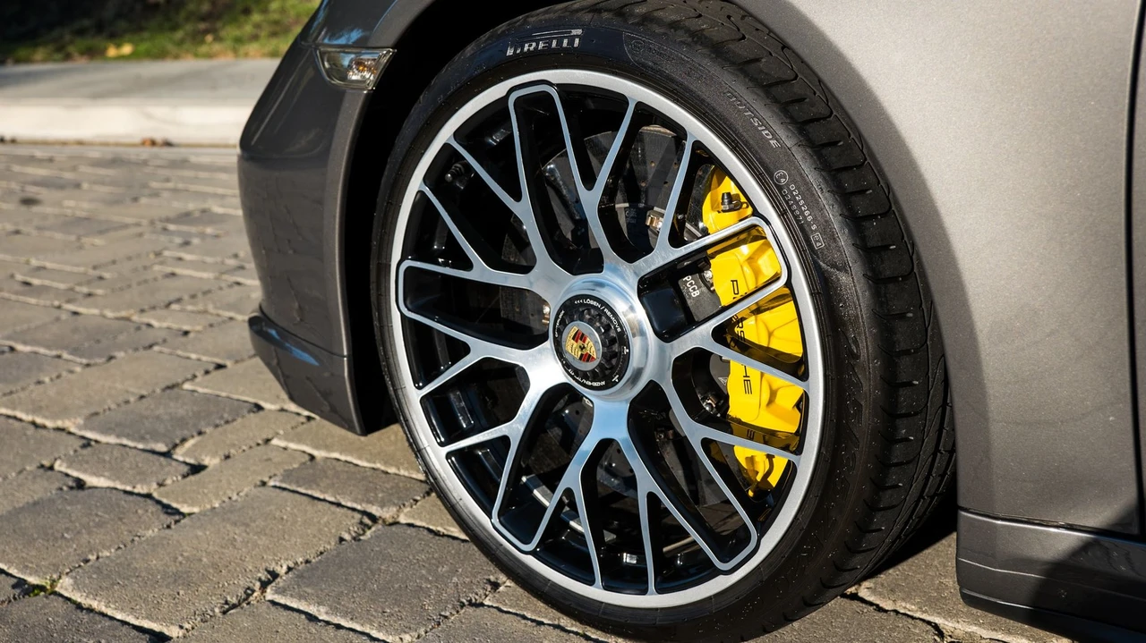 2014 Porsche 991 Turbo S - Image 17 of 27