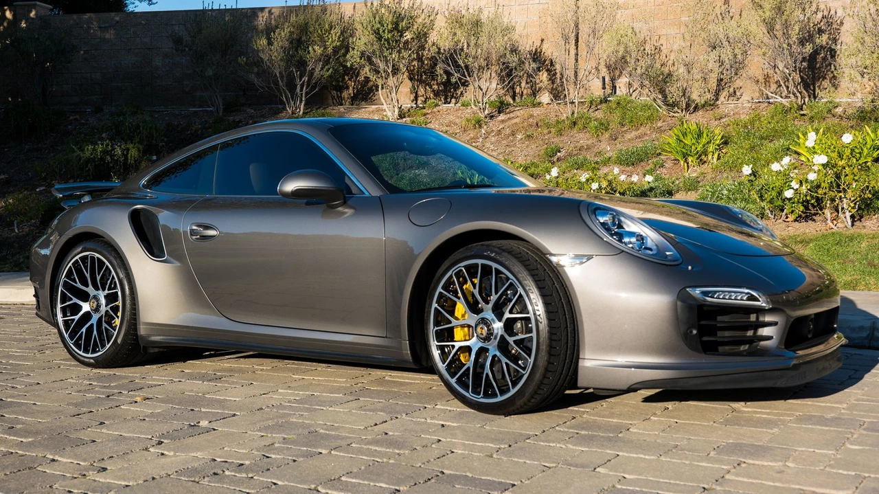 2014 Porsche 991 Turbo S - Image 24 of 27