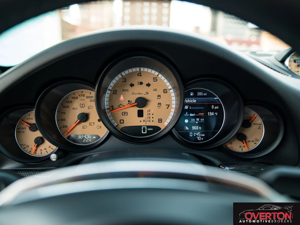 2014 Porsche 991 Turbo S - Image 14 of 31