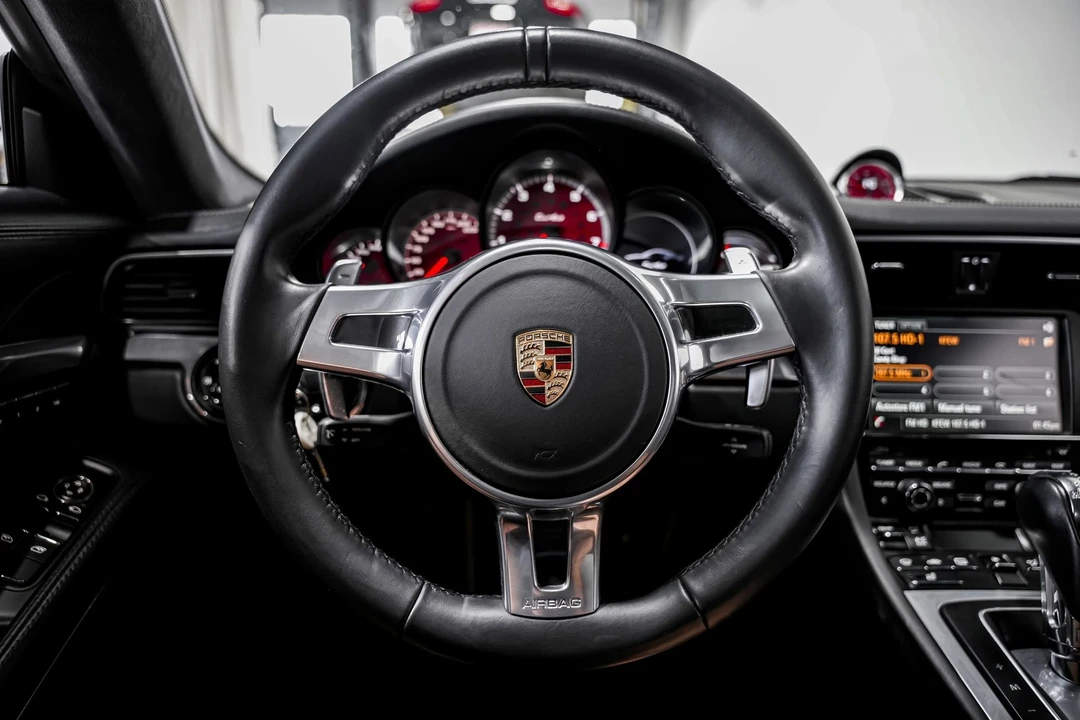2014 Porsche 991 Turbo - Image 10 of 12