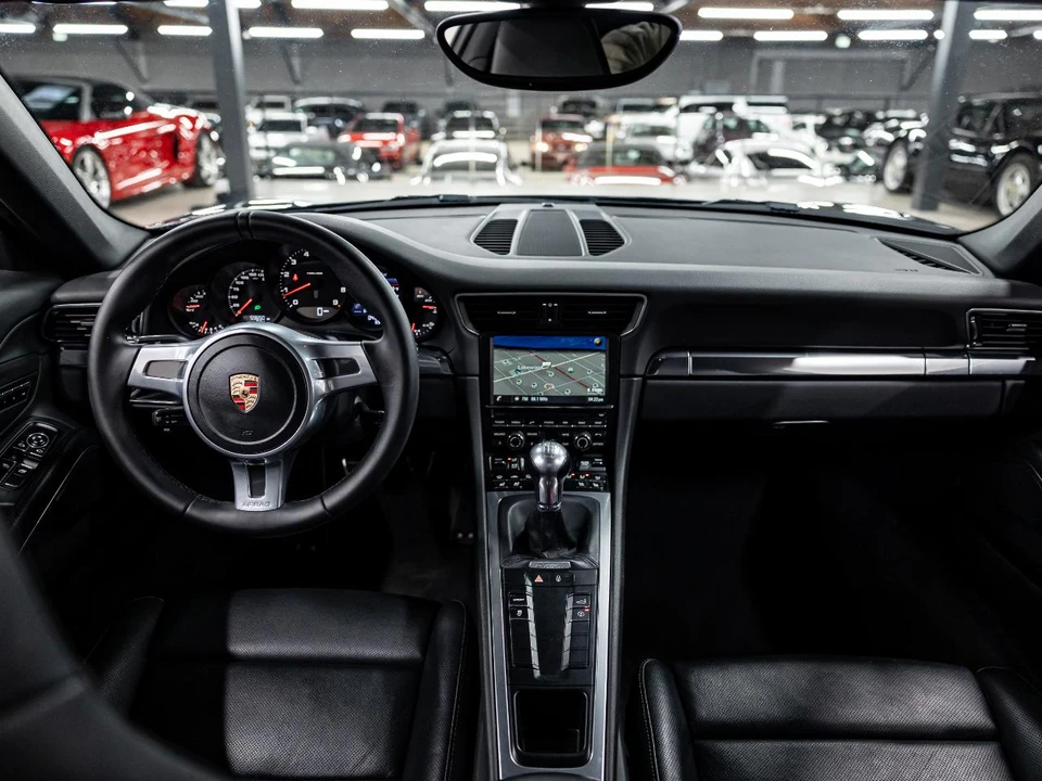2014 Porsche 911 - Image 7 of 31