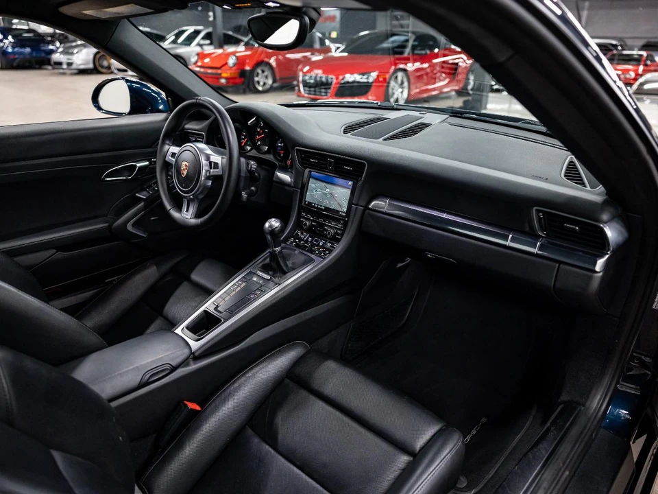 2014 Porsche 911 - Image 8 of 31
