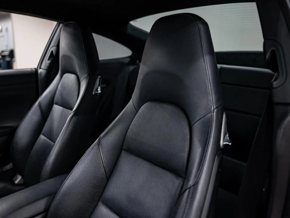 2014 Porsche 911 - Image 10 of 31