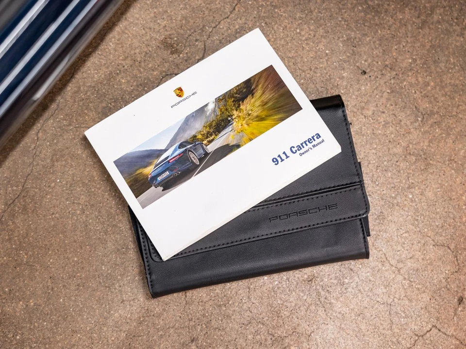2014 Porsche 911 - Image 13 of 31