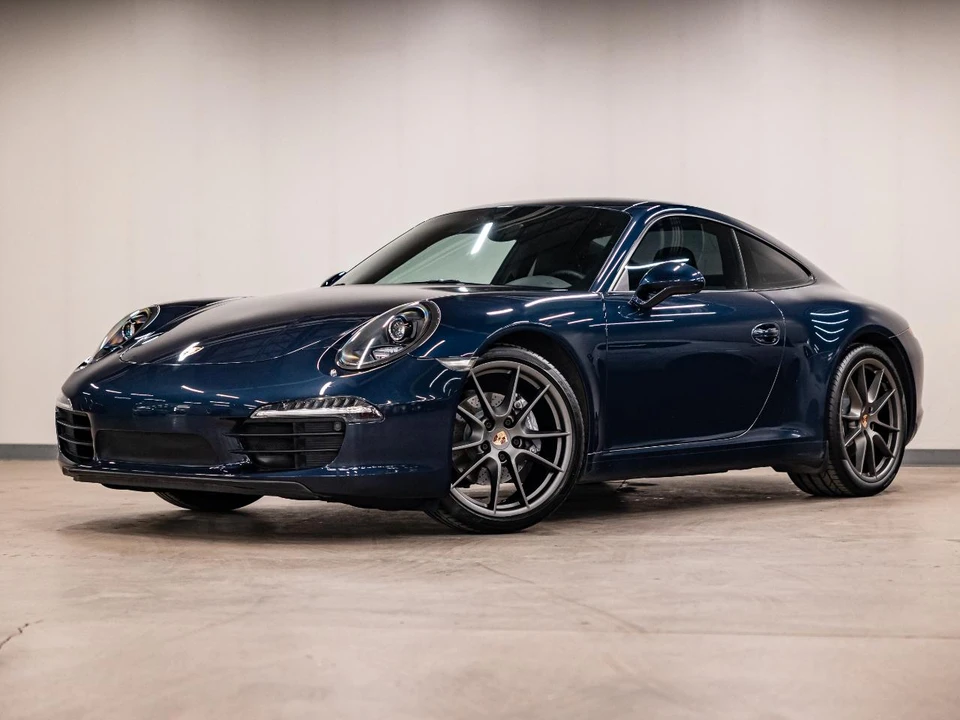 2014 Porsche 911 - Image 16 of 31