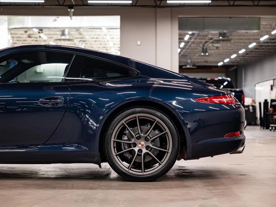 2014 Porsche 911 - Image 21 of 31