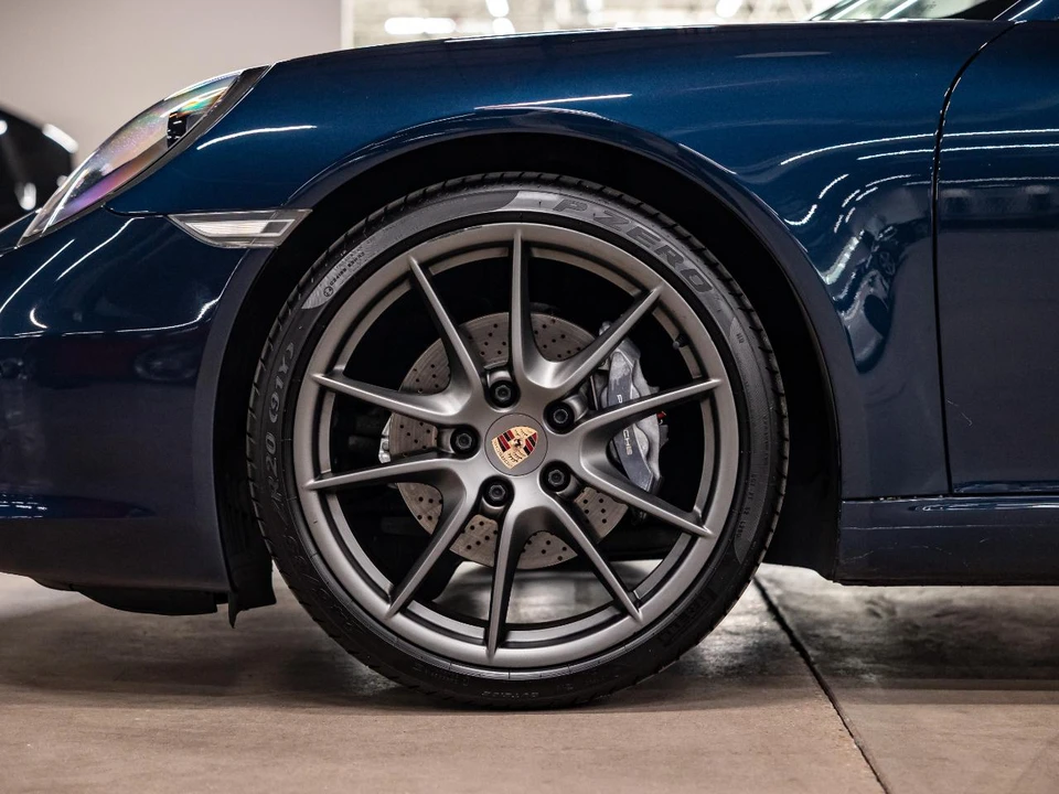 2014 Porsche 911 - Image 23 of 31