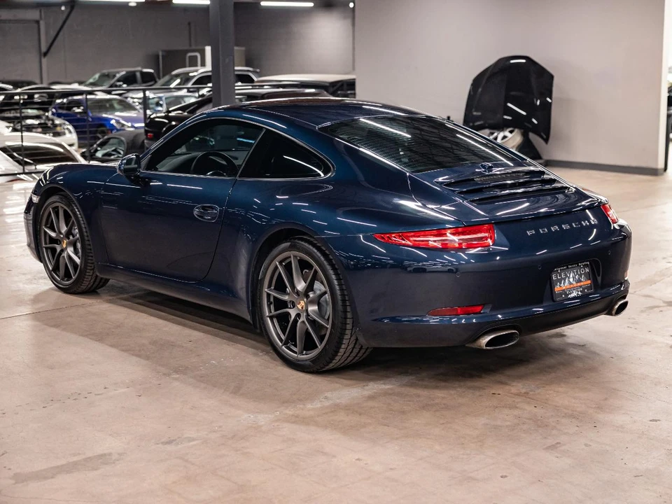 2014 Porsche 911 - Image 26 of 31