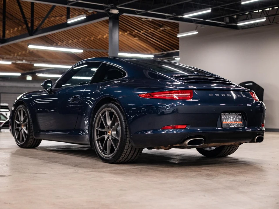 2014 Porsche 911 - Image 27 of 31