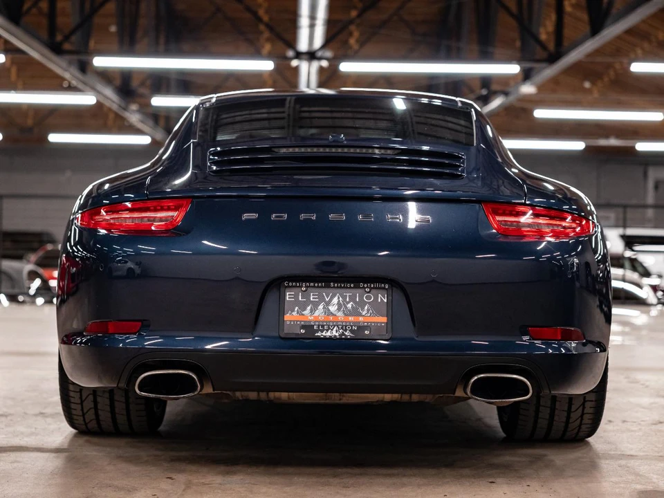 2014 Porsche 911 - Image 28 of 31
