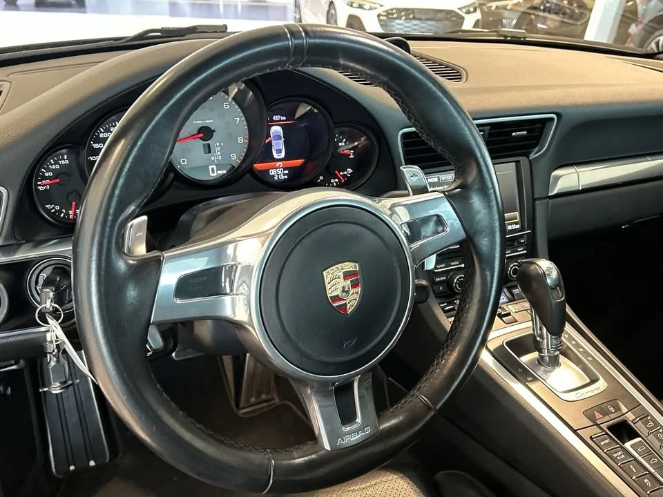 2014 Porsche 991 Carrera 4S - Image 9 of 18