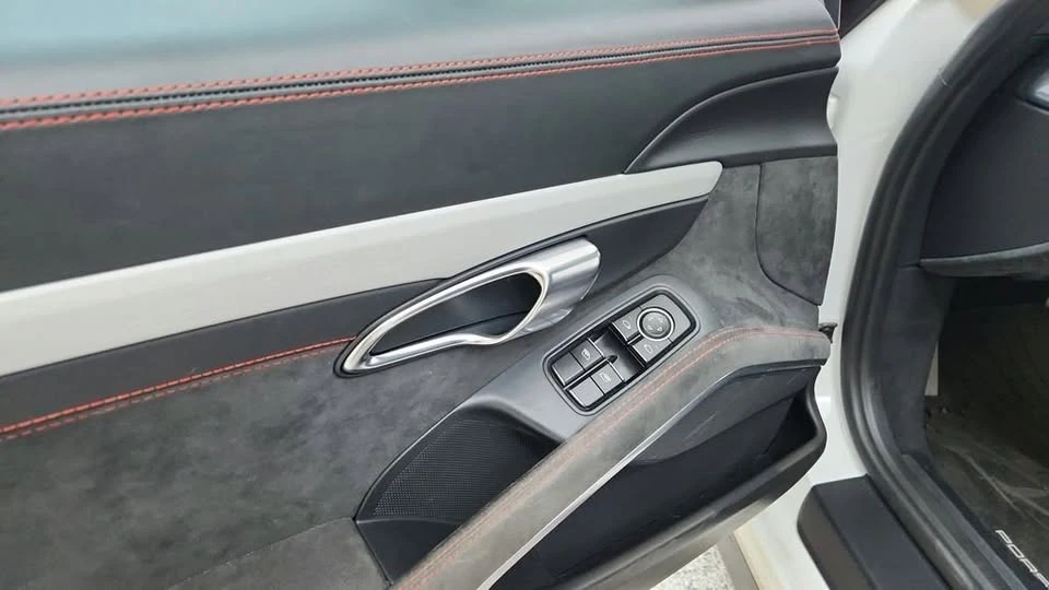 2014 Porsche 991 GT3 - Image 16 of 19