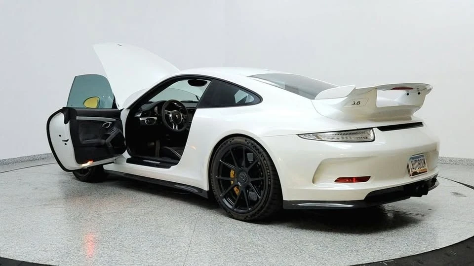 2014 Porsche 991 GT3 - Image 9 of 19