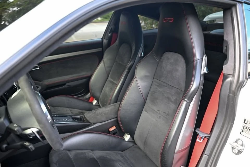 2014 Porsche 991 GT3 - Image 5 of 8