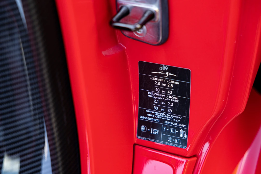 2014 Porsche 918 Spyder - Image 19 of 31