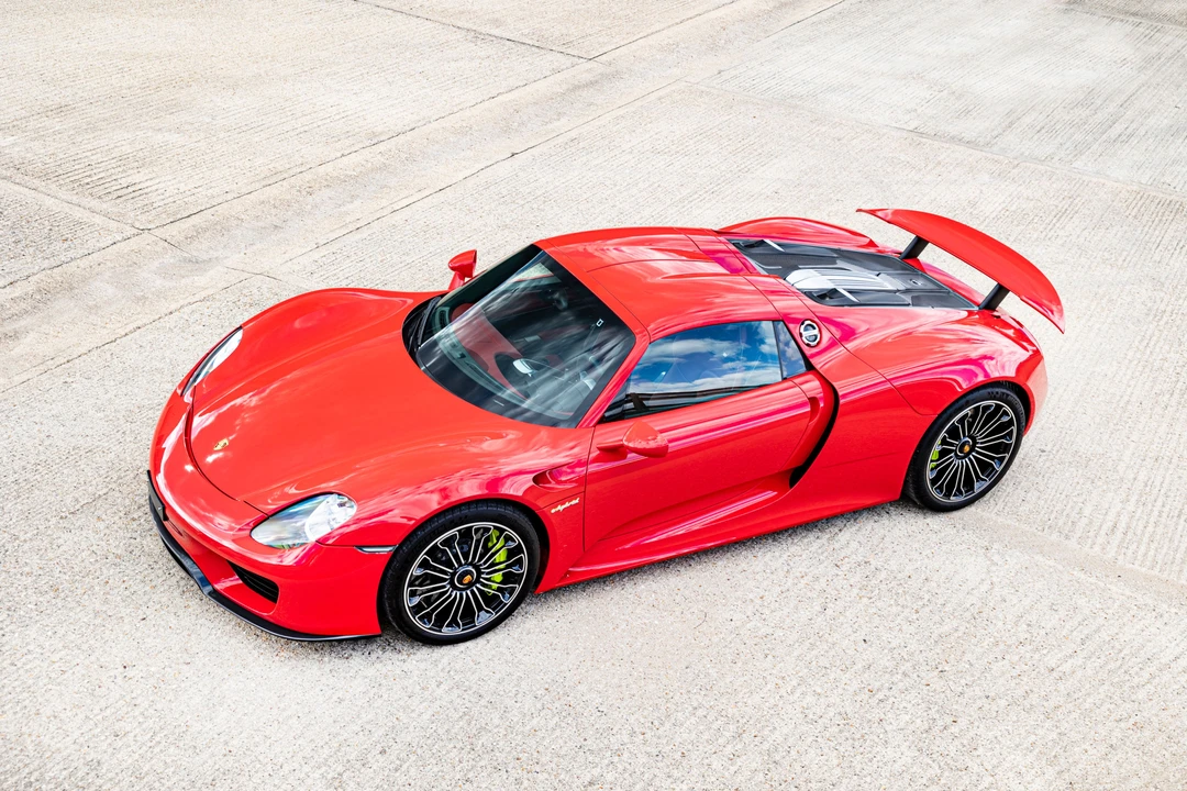 2014 Porsche 918 Spyder - Image 7 of 31