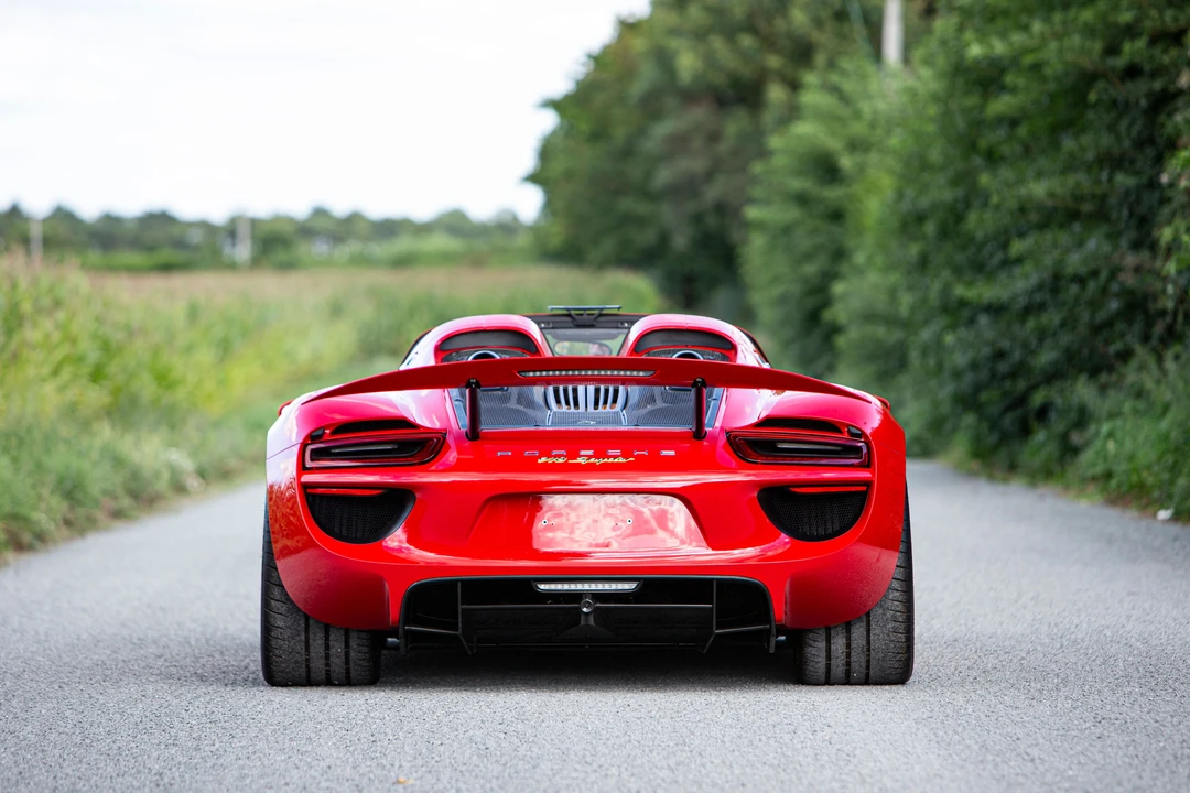 2014 Porsche 918 Spyder - Image 6 of 31